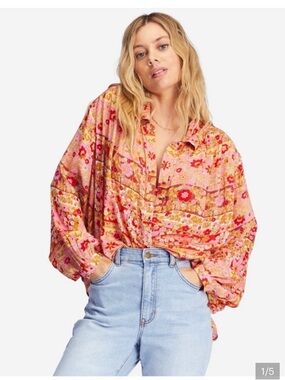 Billabong Day After oversized long sleeve top size small